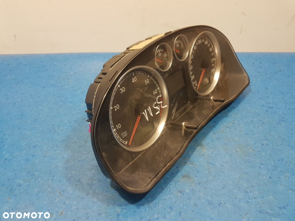 VOLKSWAGEN PASSAT B5 LIFT 1.8T LICZNIK - 2