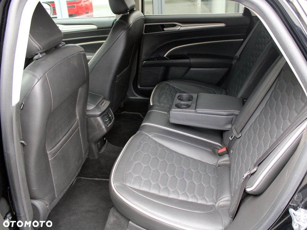 Ford Mondeo Vignale 2.0 TDCi - 13