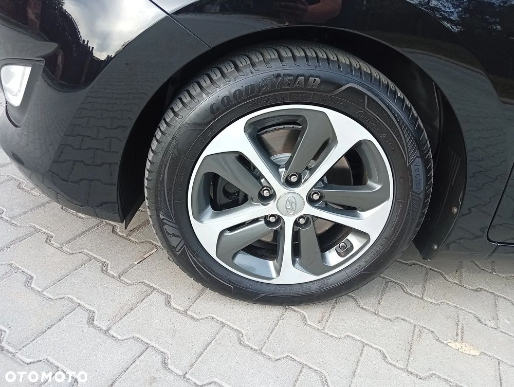 Hyundai i30 - 23