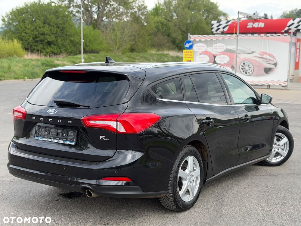 Ford Focus 1.0 EcoBoost Start-Stopp-System COOL&CONNECT DESIGN - 3