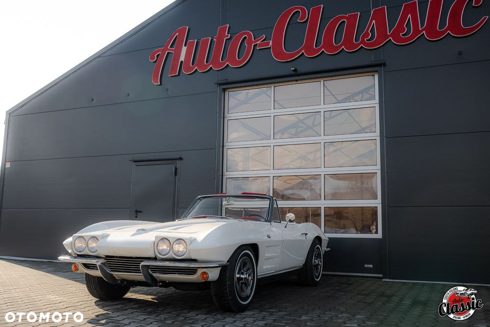 Chevrolet Corvette - 3