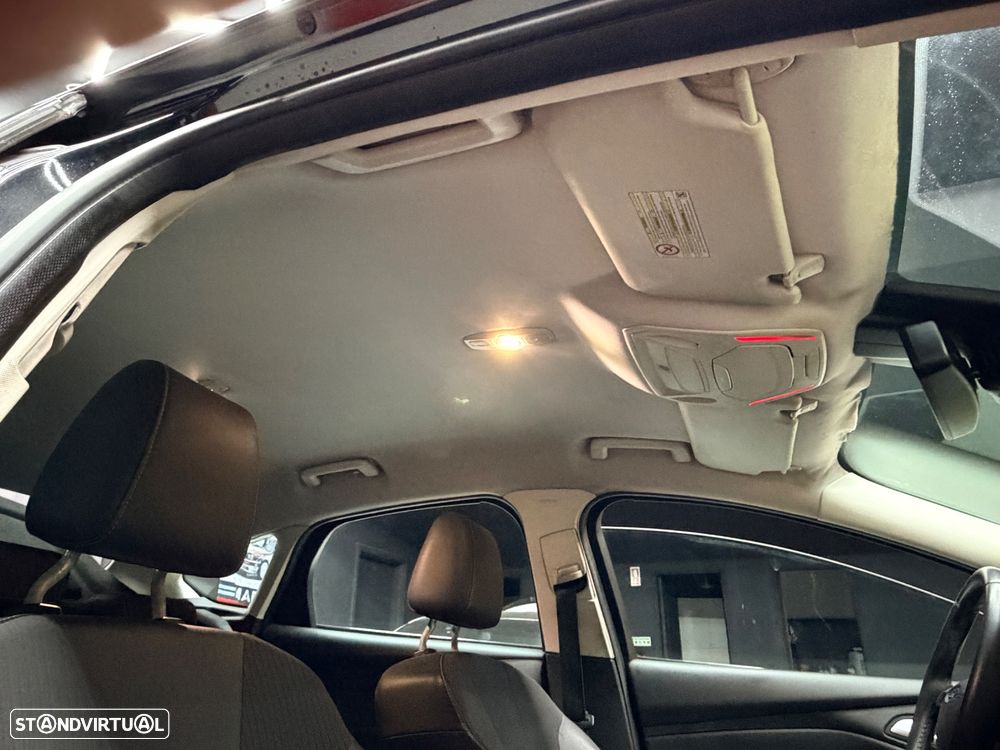 Ford Focus 1.6 TDCi DPF S&S Titanium - 24