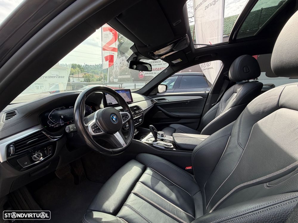BMW 530 e Pack Desportivo M - 7