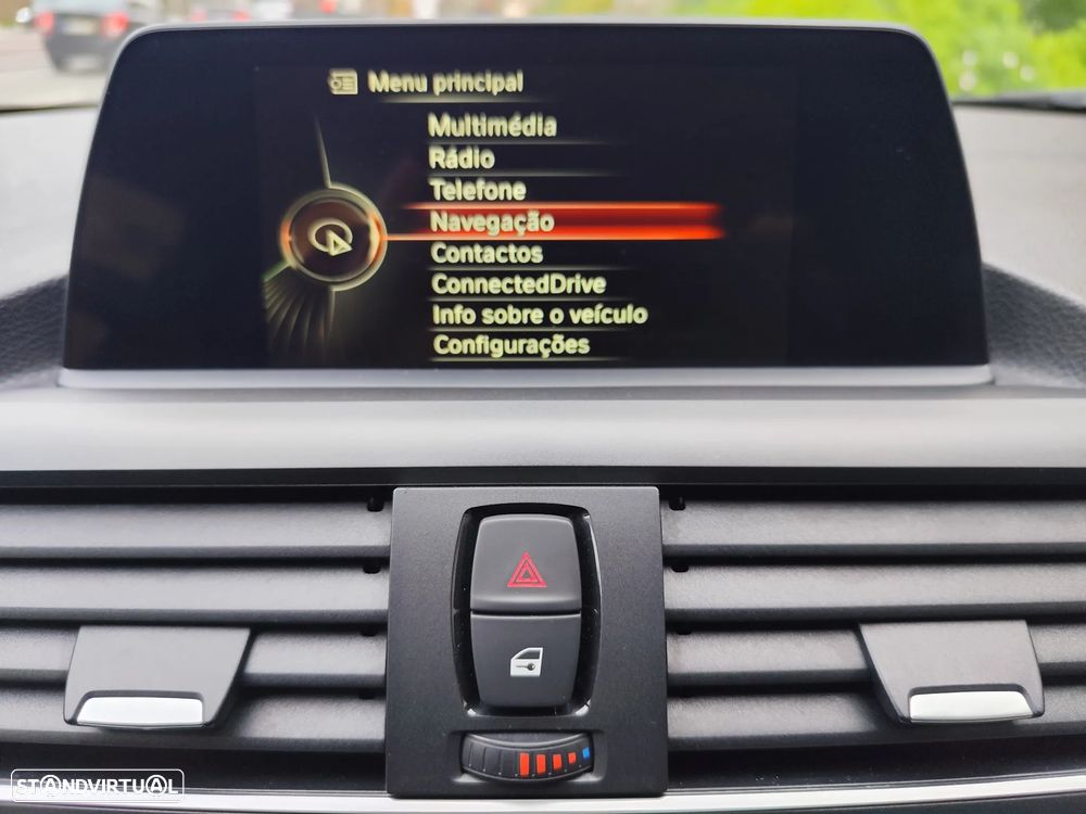 BMW 116 d Pack M Auto - 25