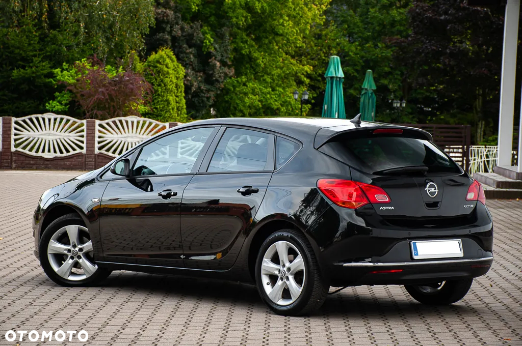 Opel Astra 1.4 Turbo Cosmo - 16