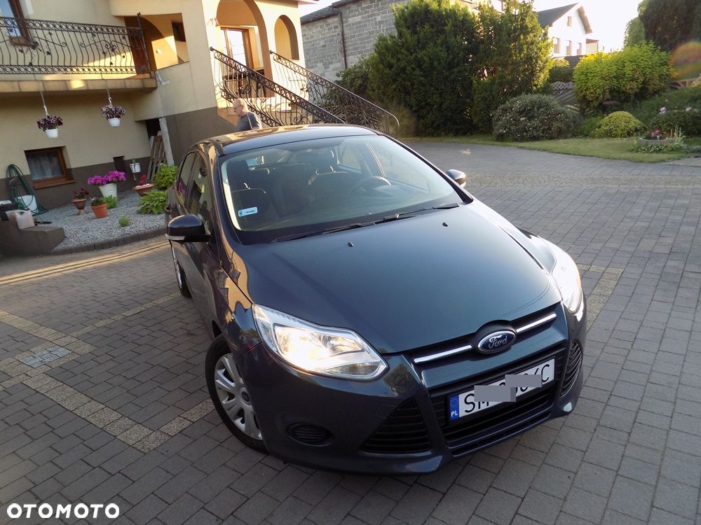 Ford Focus 1.6 Edition - 4