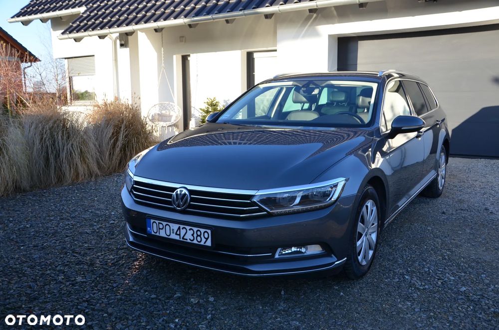 Volkswagen Passat 2.0 TDI (BlueMotion Technology) DSG Highline - 11