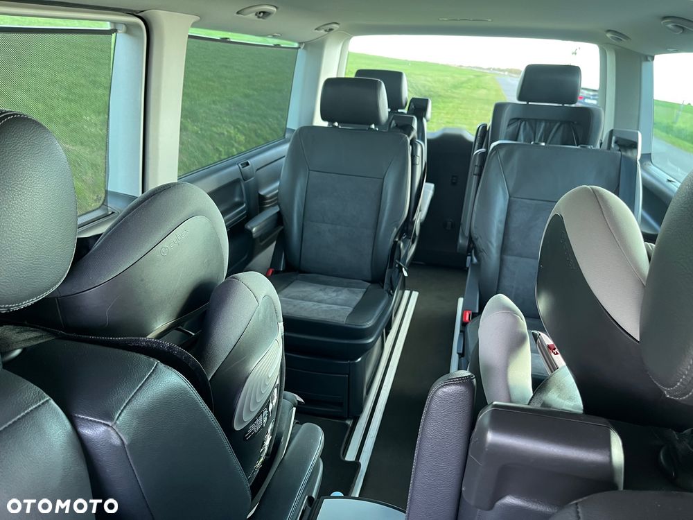 Volkswagen Multivan - 12