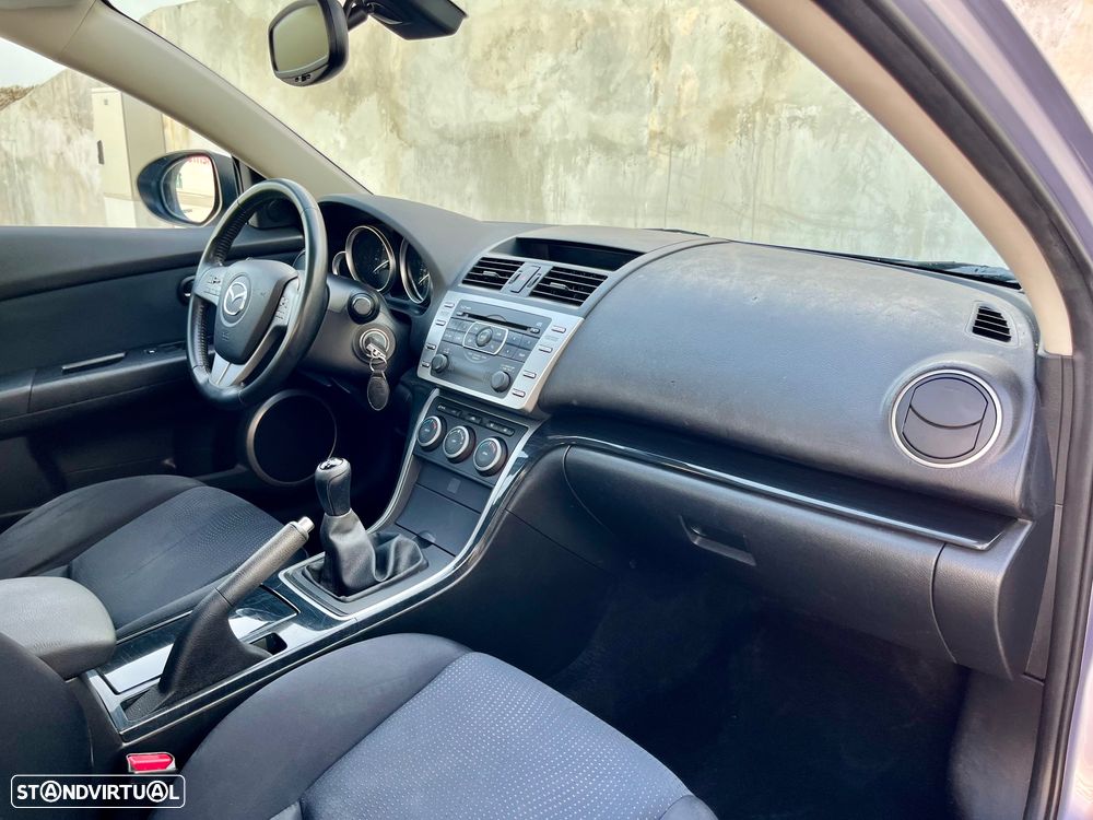 Mazda 6 MZR-CD 2.0 Comfort - 27