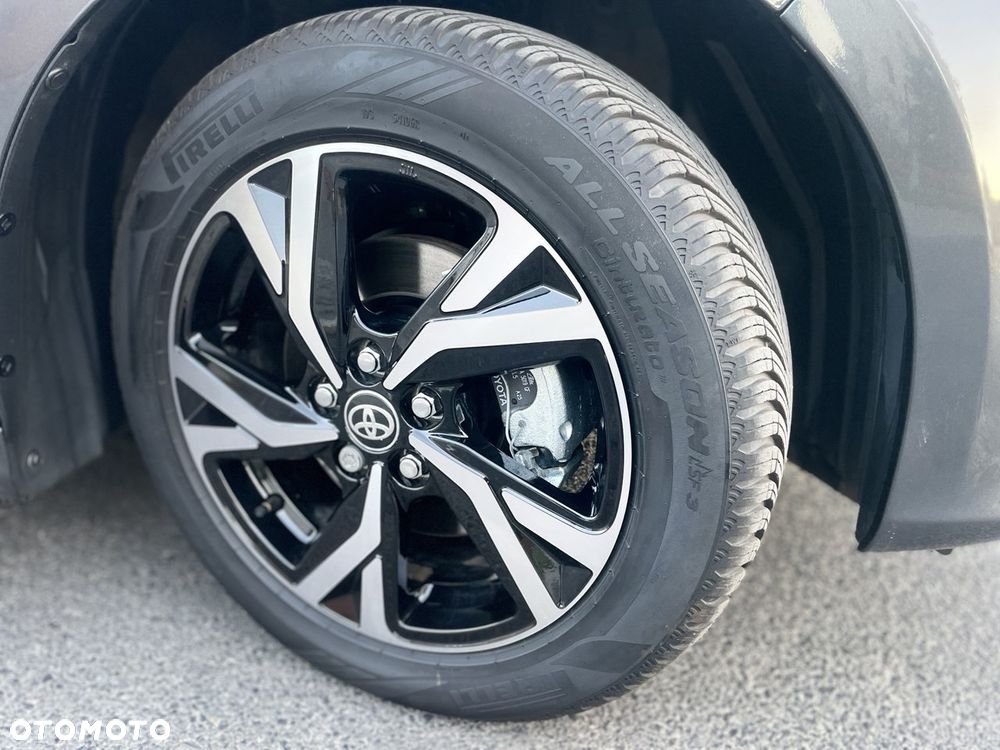 Toyota Yaris Hybrid 1.5 Style - 25