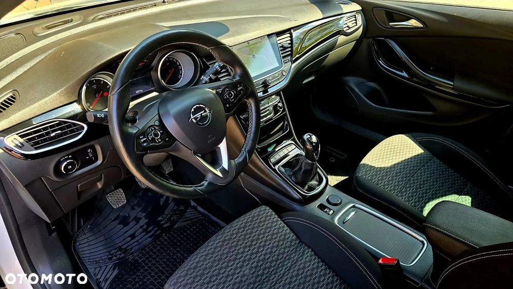 Opel Astra 1.6 Turbo Start/Stop Dynamic - 30