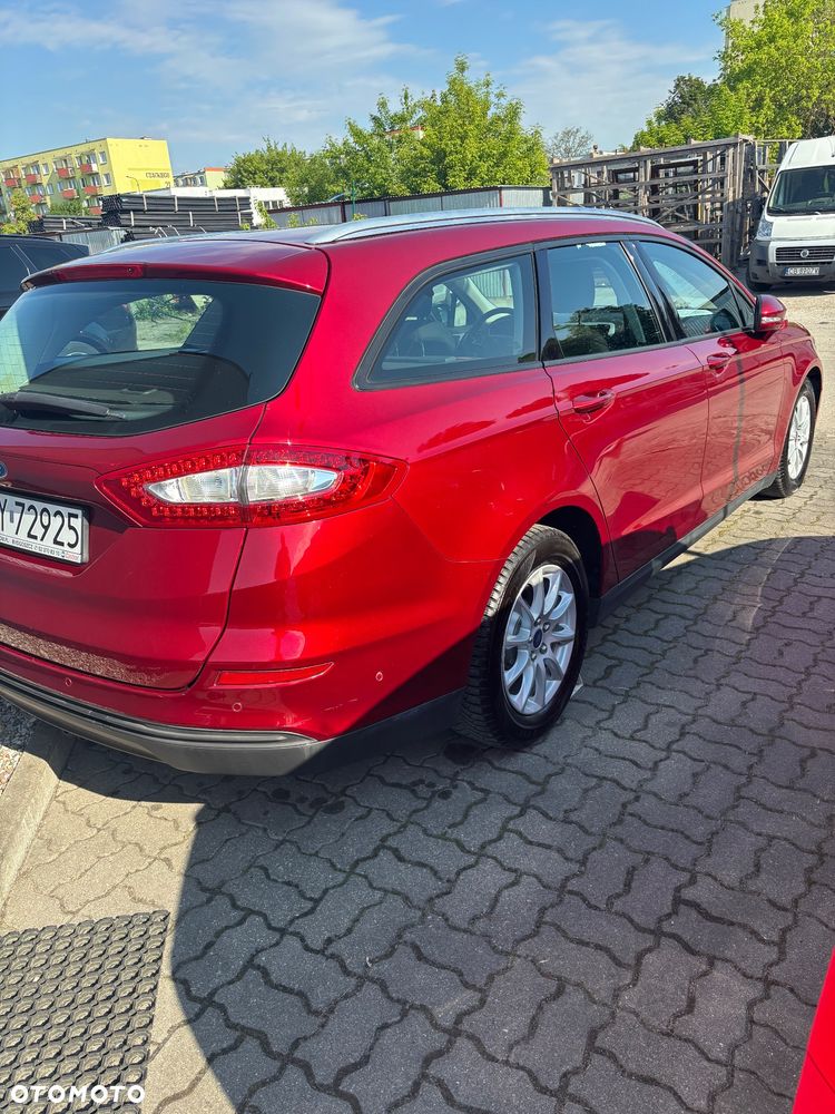 Ford Mondeo - 38
