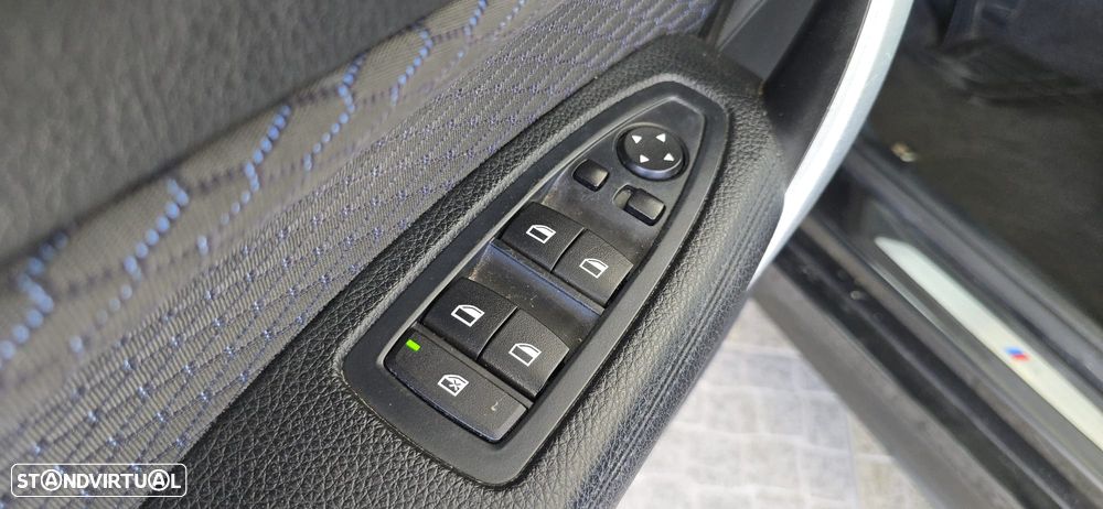 BMW 116 d Pack M - 20