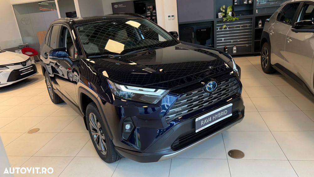 Toyota RAV4 - 6