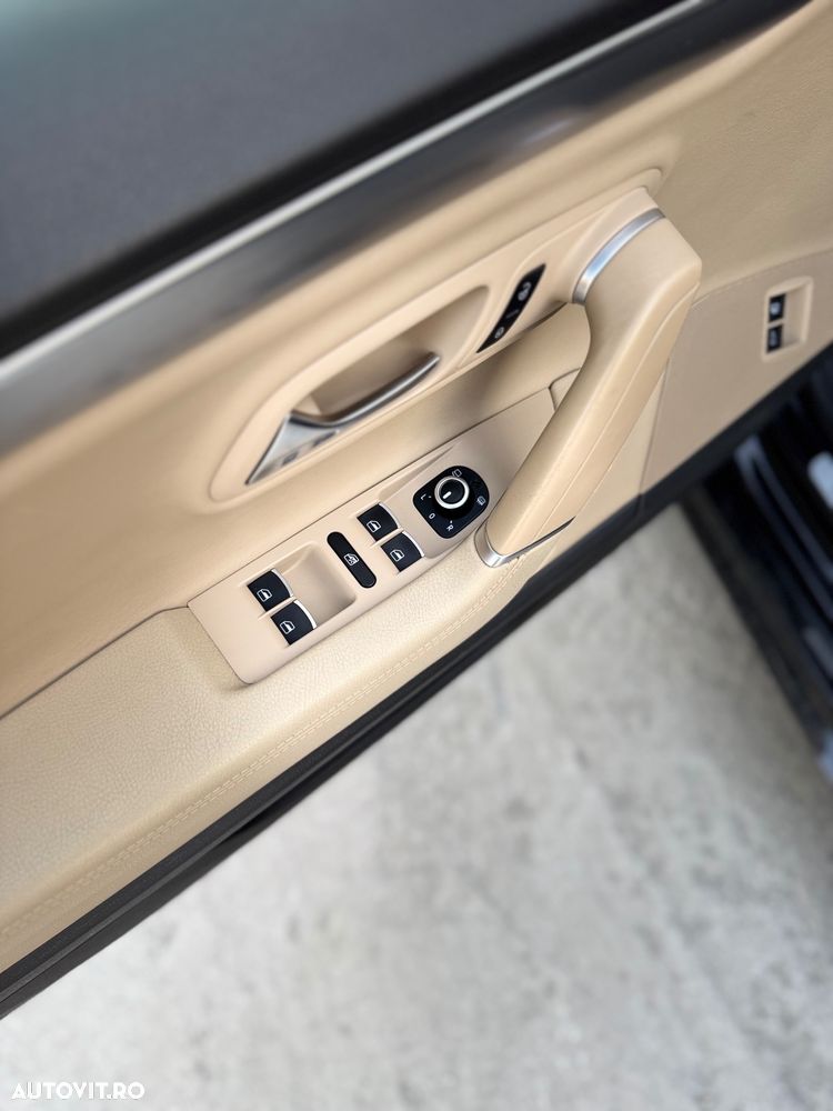 Volkswagen Passat CC - 15