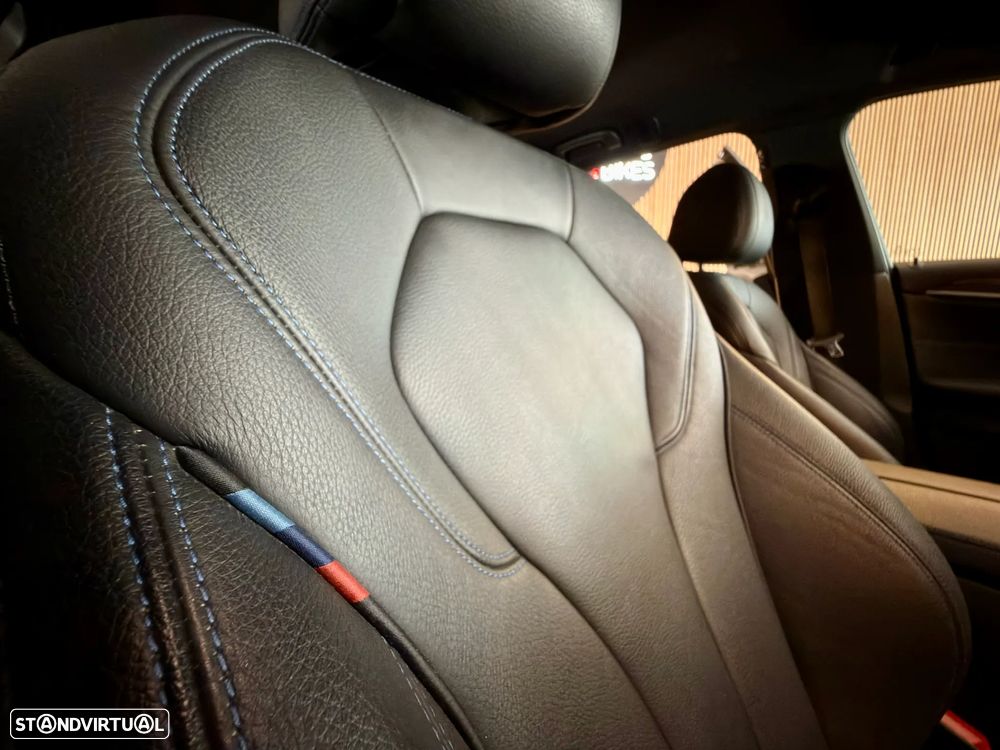 BMW 520 d Pack Desportivo M Auto - 19