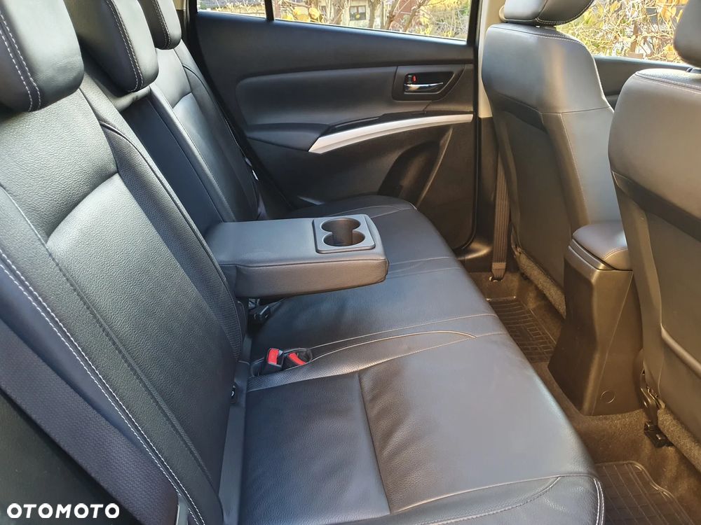 Suzuki SX4 S-Cross 1.4 T Premium 4WD - 24