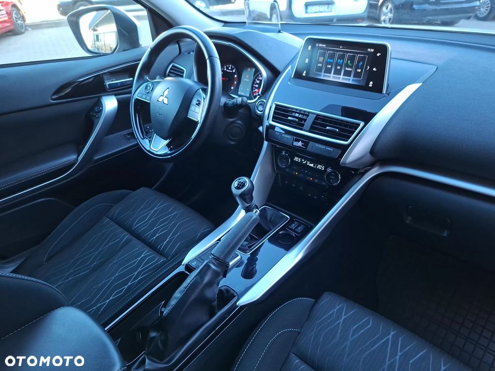 Mitsubishi Eclipse Cross 1.5 T GPF Intense - 37