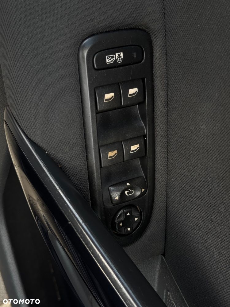 Peugeot 508 HDi FAP 140 Allure - 26