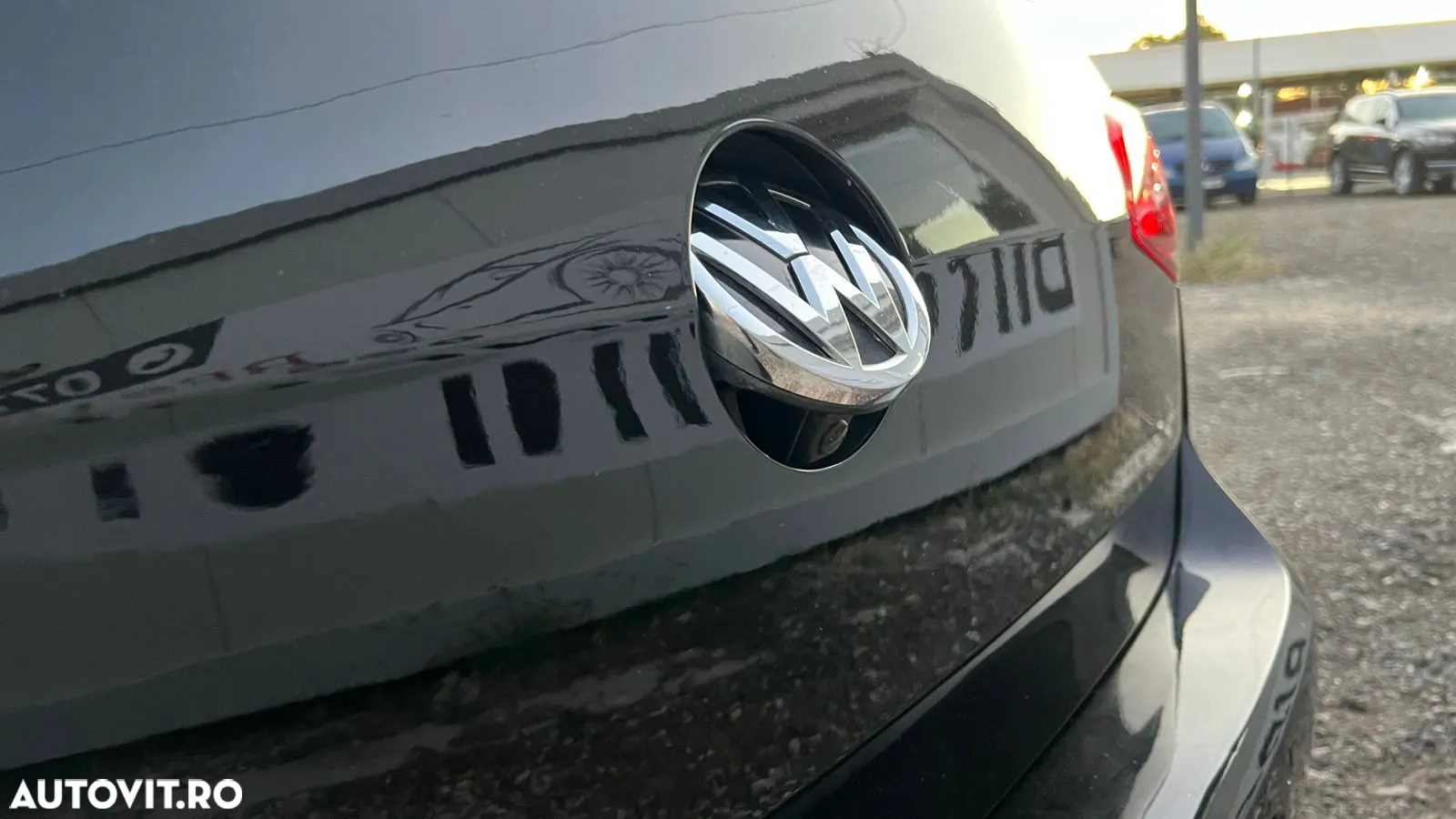 Volkswagen Golf - 30