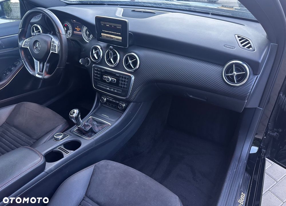 Mercedes-Benz Klasa A 200 CDI AMG Line - 32