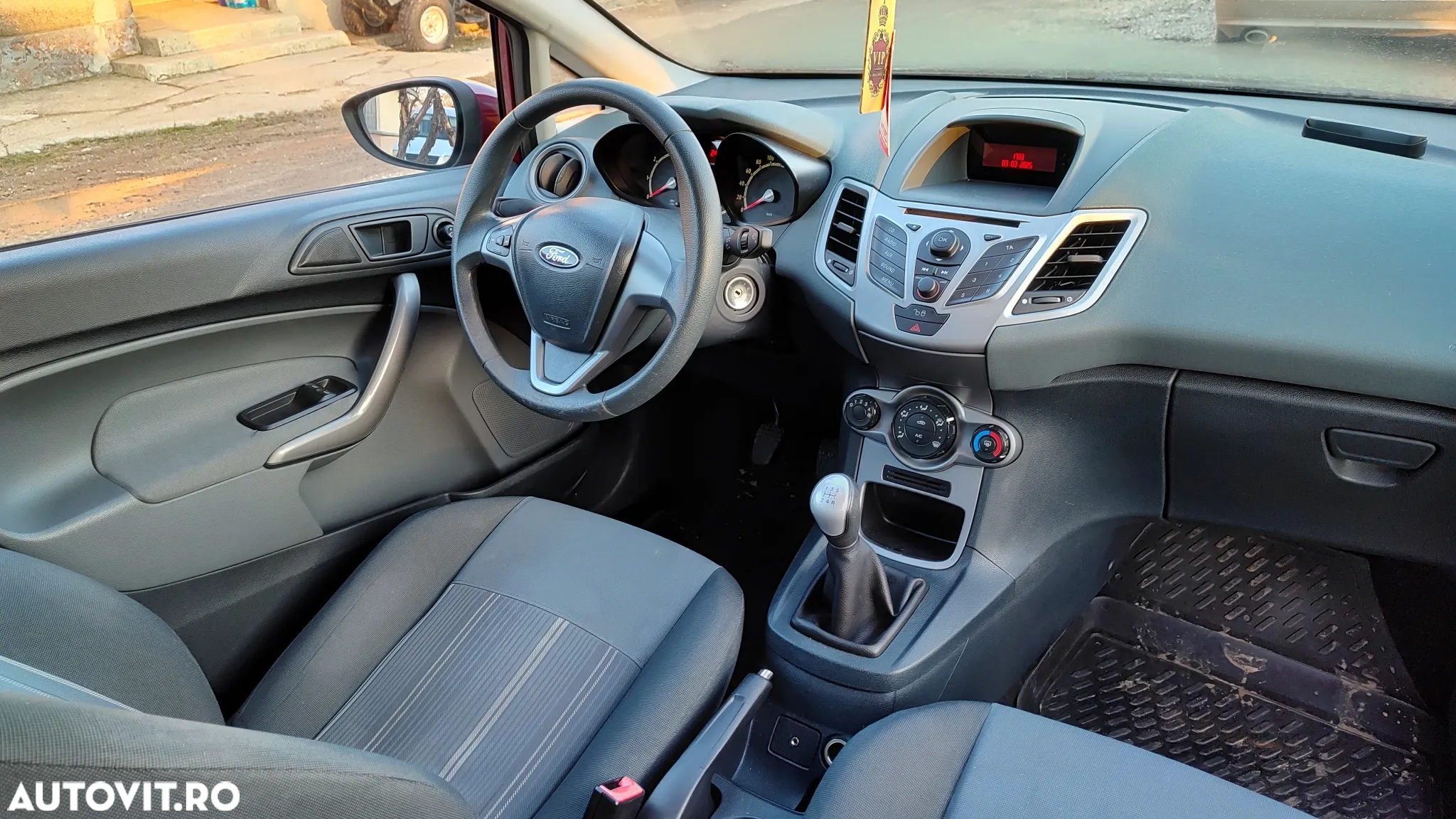 Ford Fiesta - 2