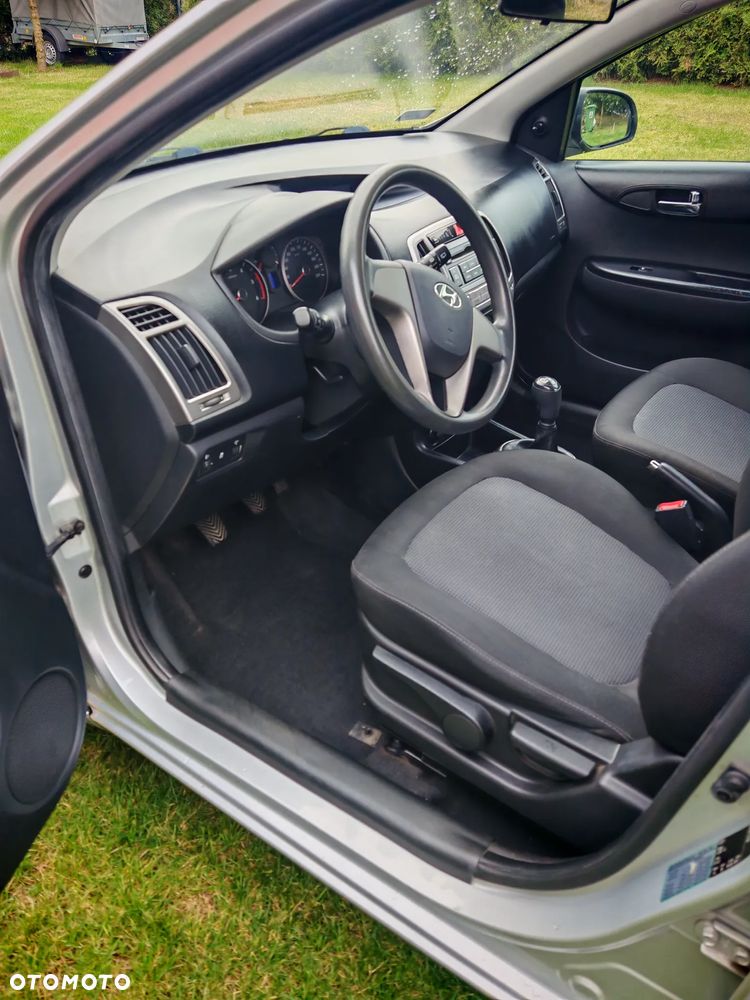 Hyundai i20 1.1 CRDi Comfort - 8