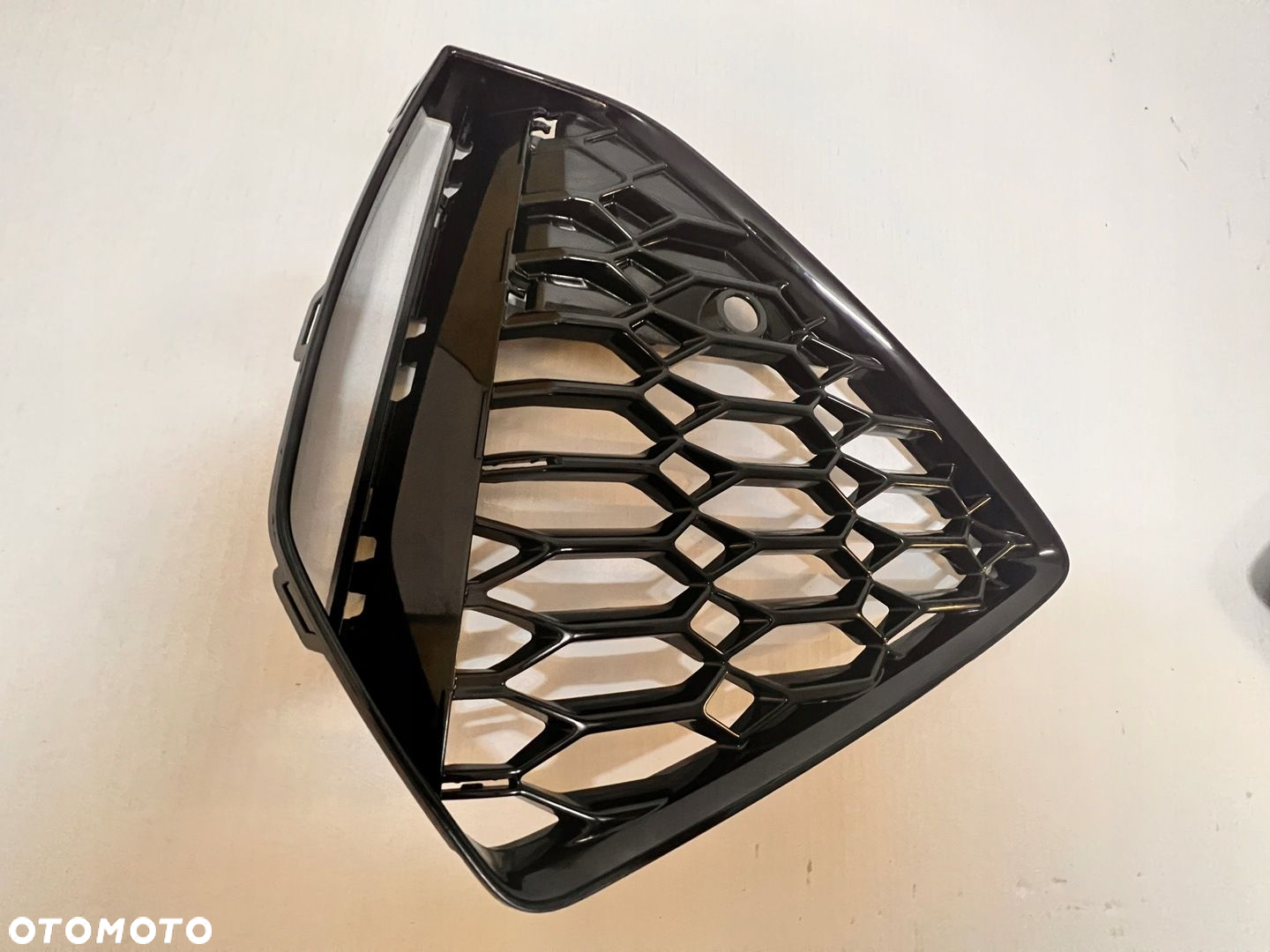 AUDI RS6 RS7 C8 KRATKA ZDERZAKA LEWA PRAWA 4K8 - 5