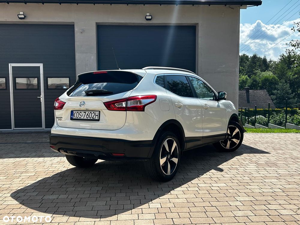 Nissan Qashqai 1.2 DIG-T N-Connecta Xtronic - 10