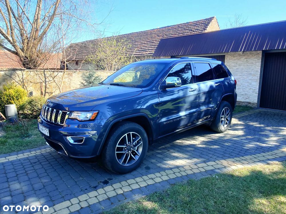 Jeep Grand Cherokee - 15