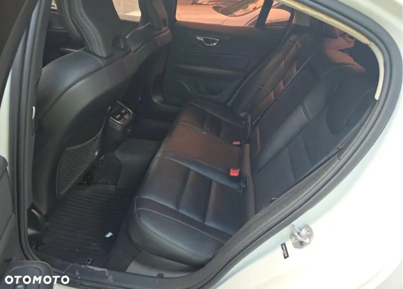 Volvo S60 T5 AWD Inscription - 10