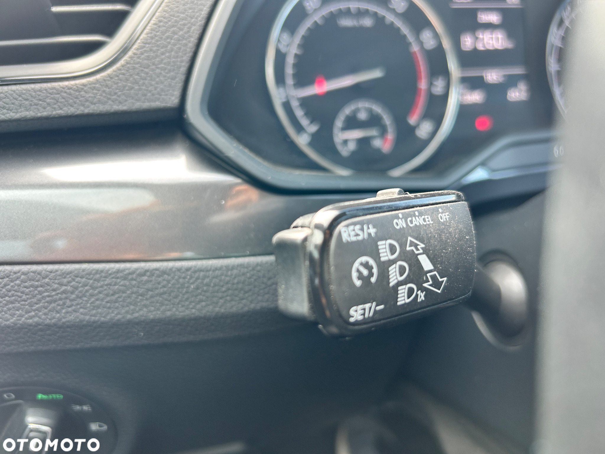 Skoda Superb 1.5 TSI ACT Active - 21