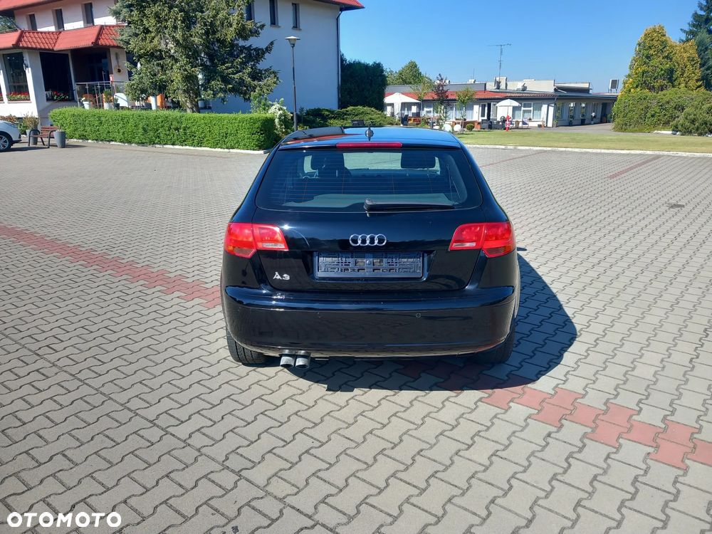 Audi A3 Sportback - 11