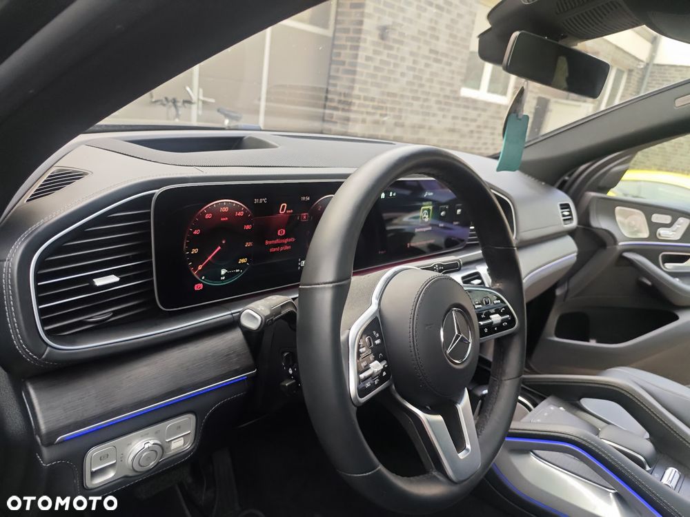 Mercedes-Benz GLE - 12