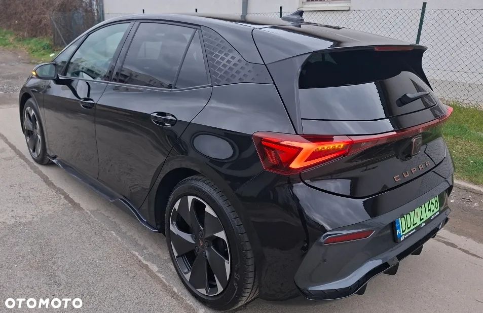 Cupra Born - 32