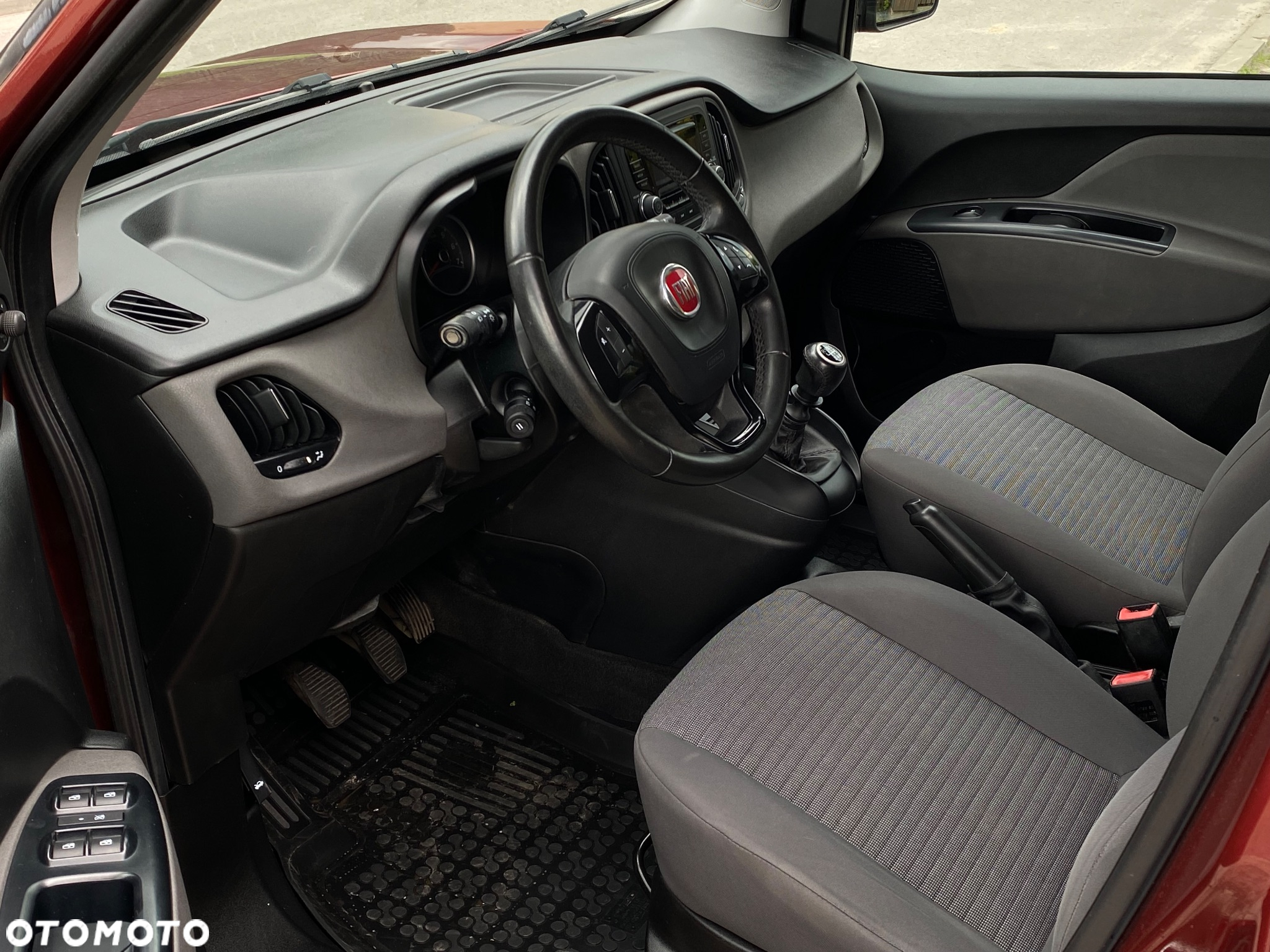 Fiat Doblo 1.4 T-Jet Dynamic - 9