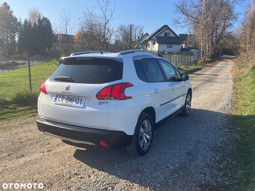 Peugeot 2008 e-HDi FAP 92 STOP & START Allure - 13