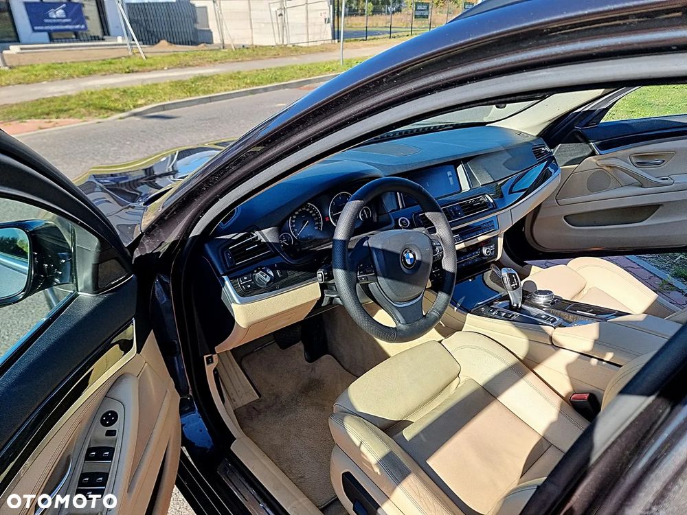 BMW Seria 5 520d Luxury Line sport - 26