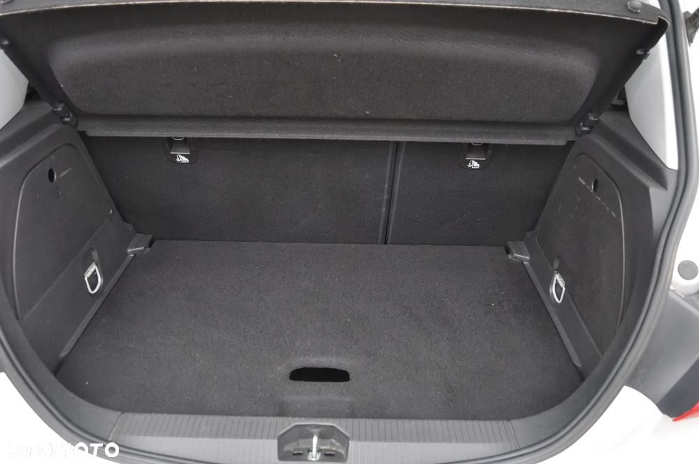 Opel Corsa 1.4 Enjoy - 28