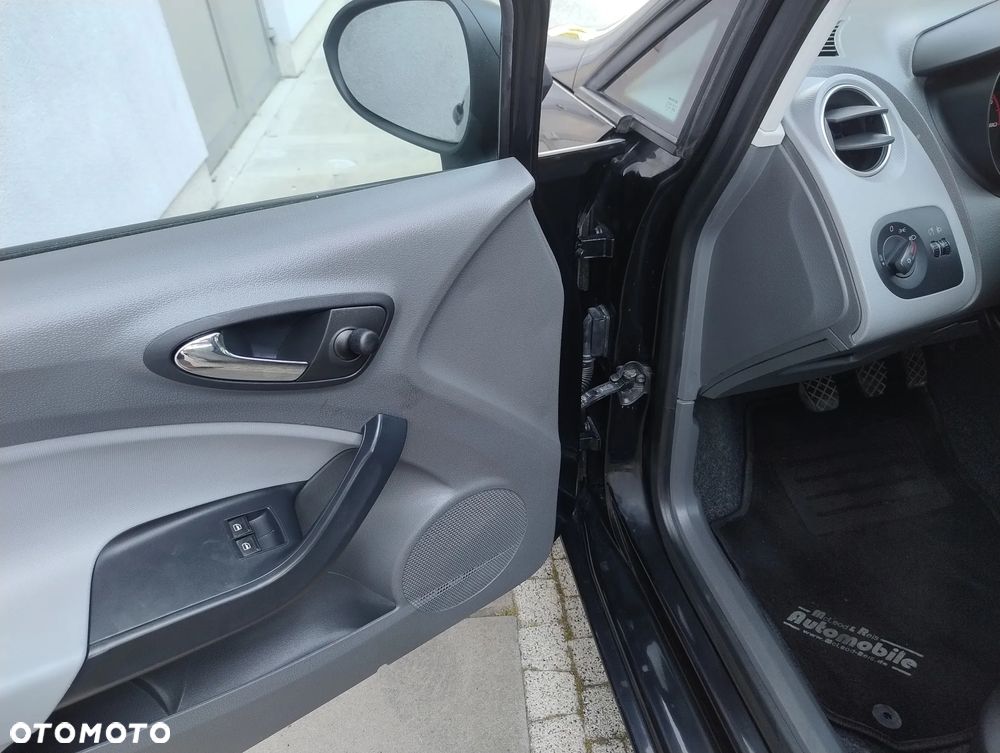Seat Ibiza 1.4 16V Passion - 17