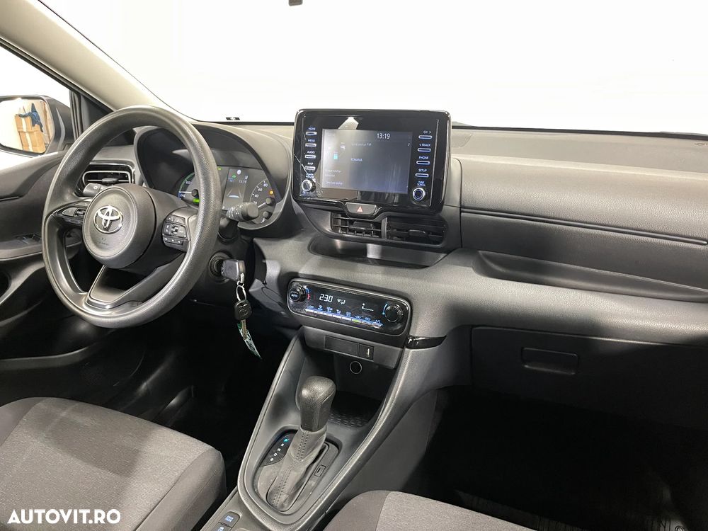 Toyota Yaris 1.5 VVT-i HSD Exclusive Style - 8