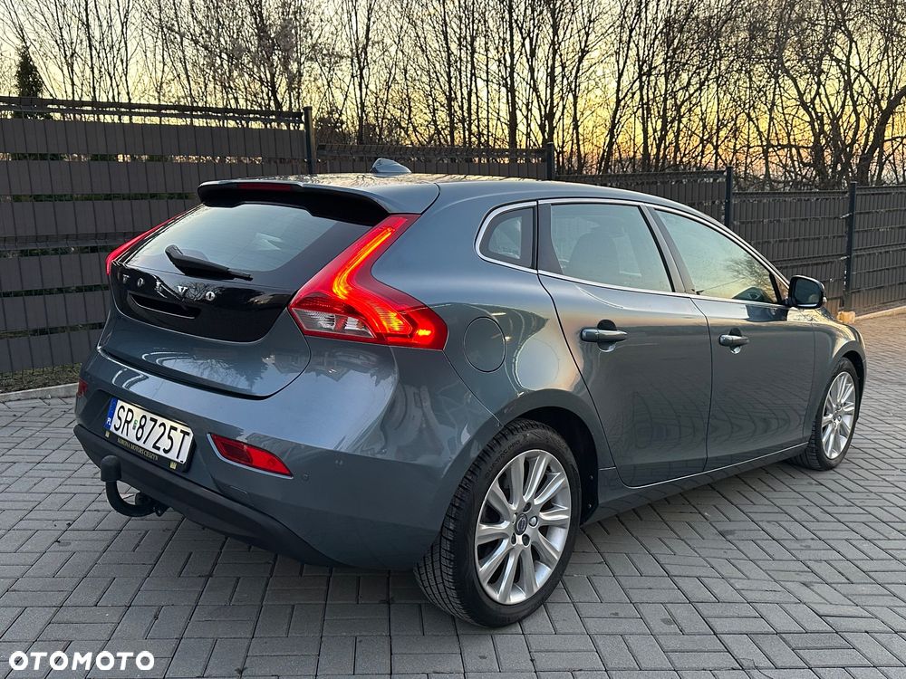 Volvo V40 D2 Momentum - 5