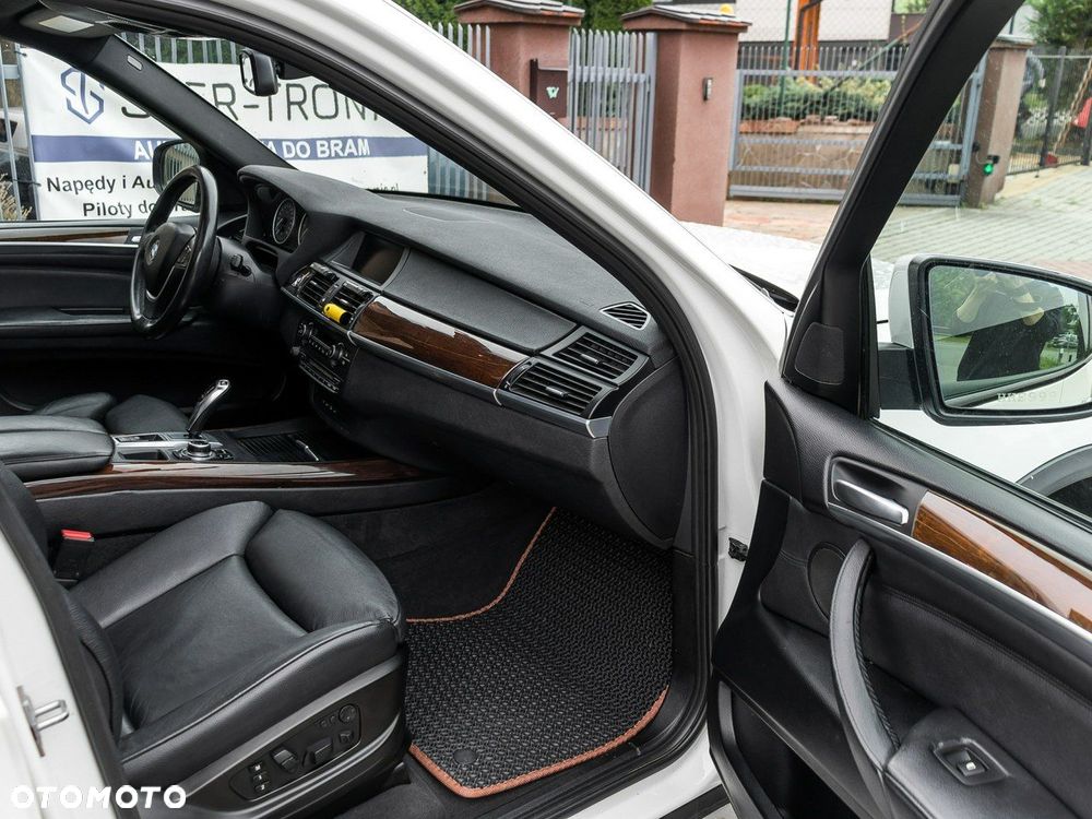 BMW X5 xDrive30d xLine - 14