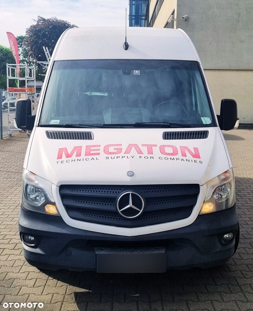 Mercedes-Benz SPRINTER - 2