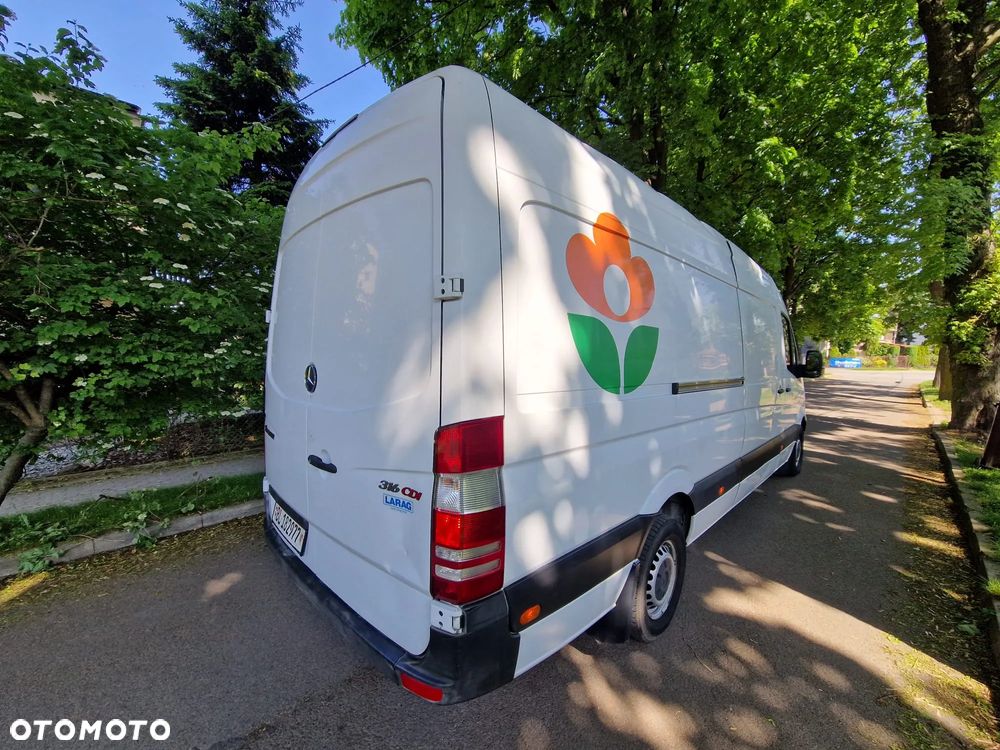 Mercedes-Benz Sprinter - 7