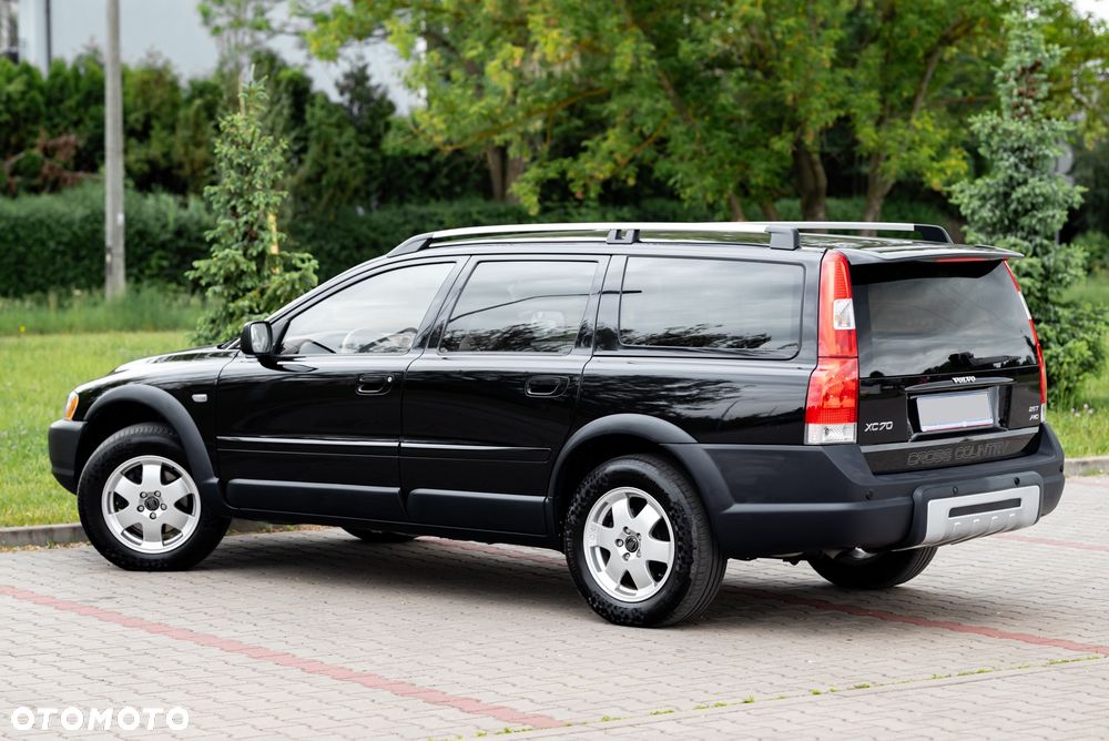 Volvo XC 70 AWD Momentum - 3