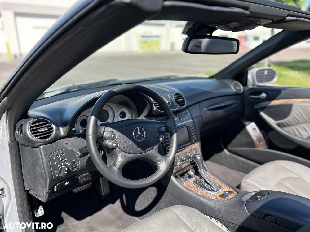Mercedes-Benz CLK 320 CDI 7G-TRONIC Elegance DPF Cabriolet - 10