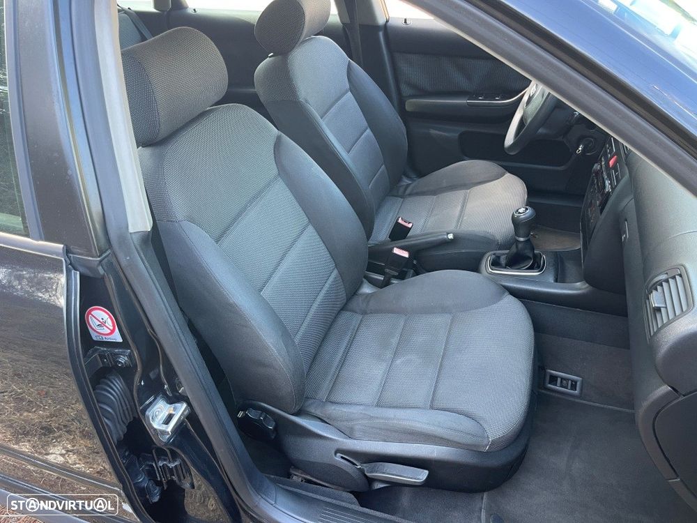 Audi A3 1.6 Attraction - 29