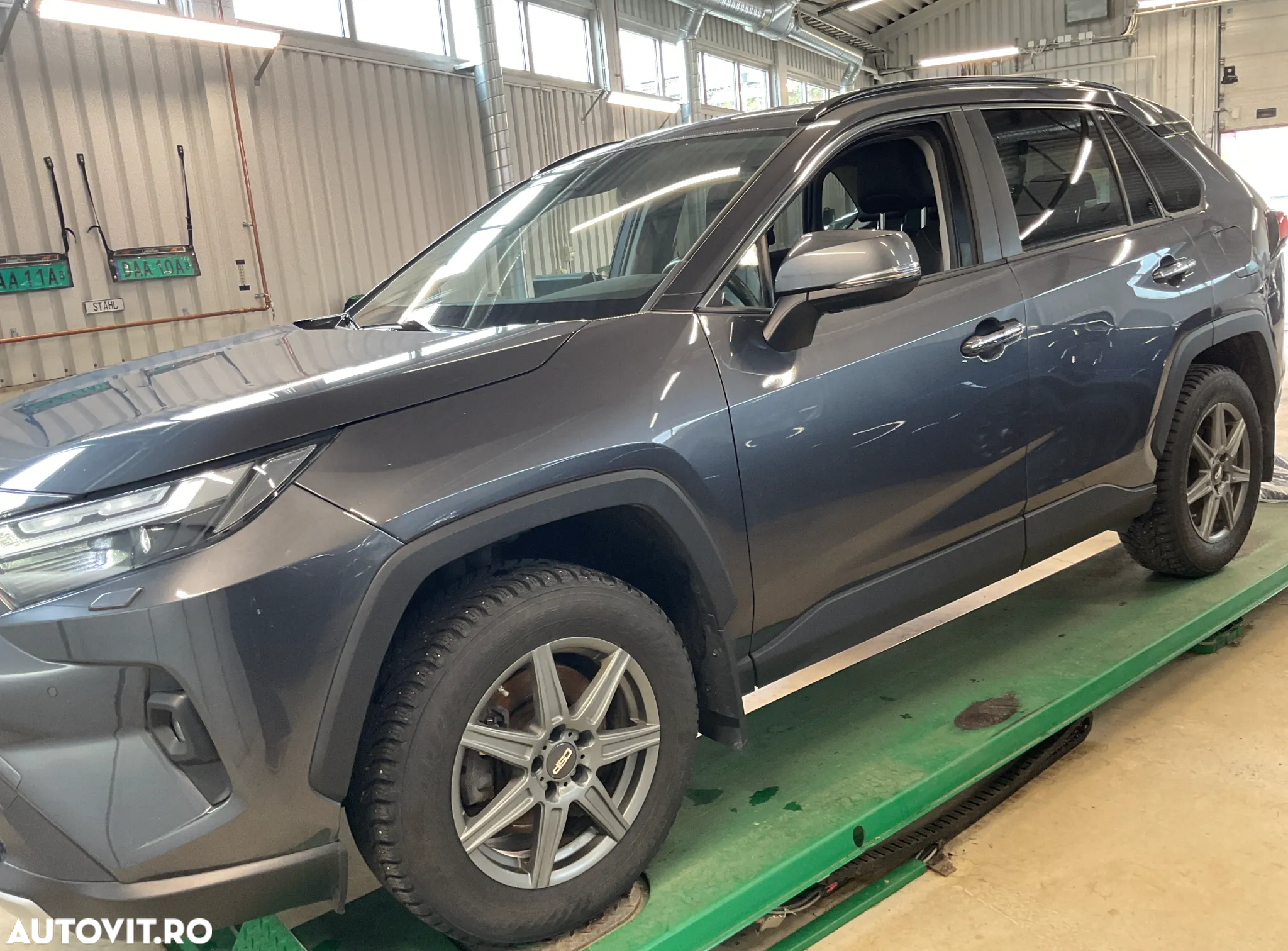Toyota RAV4 2.5 4x4 Hybrid Style Selection - 2