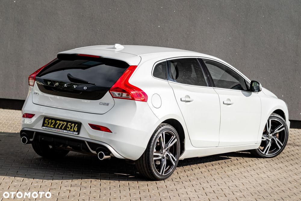 Volvo V40 D2 Geartronic RDesign - 10